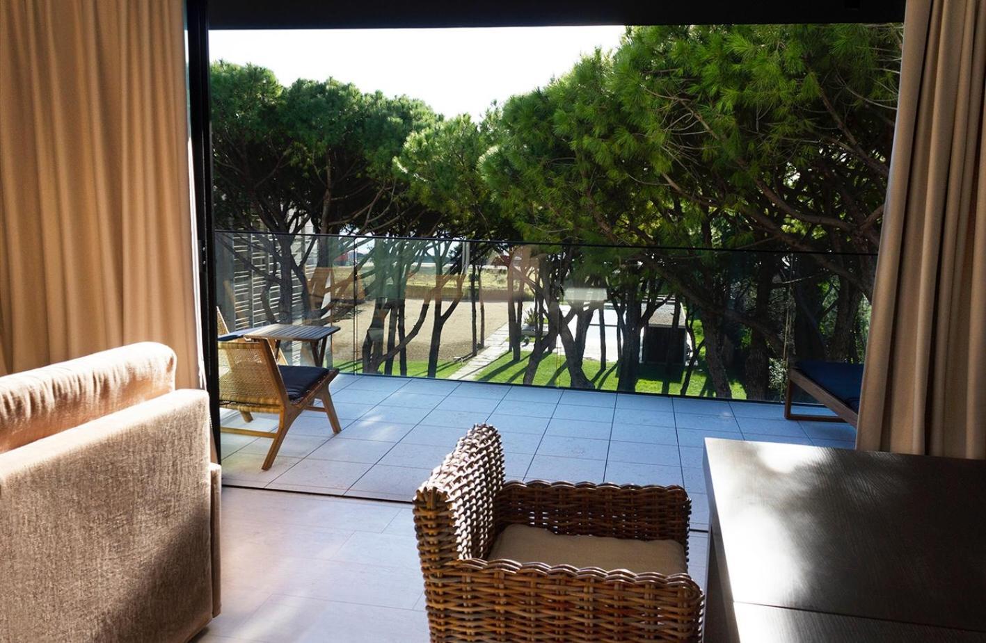 Hotel Mediterraneo Suite&Residence ลิโดดิเยโซโล ภายนอก รูปภาพ
